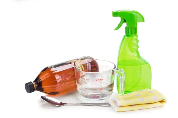 Apple cider vinegar, effective natural solution for house cleani