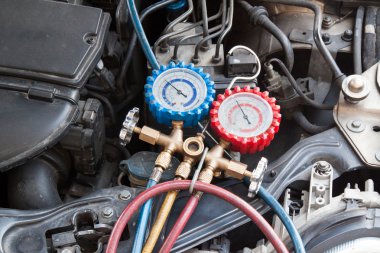 Otomatik klima basıncı ölçmek için kullanılan Manometre