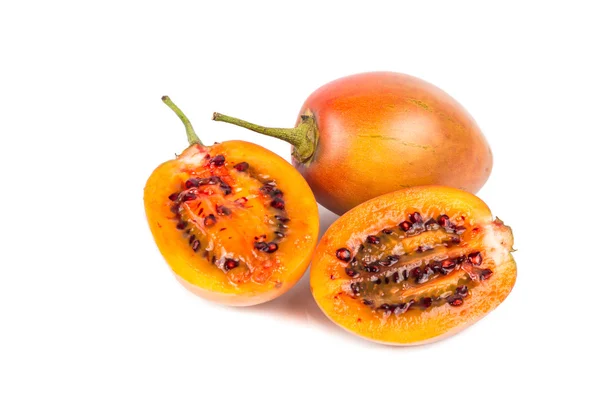 Sliced tamarillo fruits also known as tomato with white backgrou — Stock Photo, Image