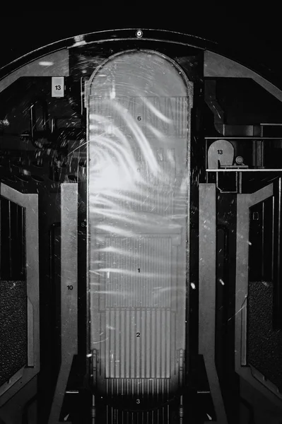 Endüstrideki eski bir makinenin saflığı