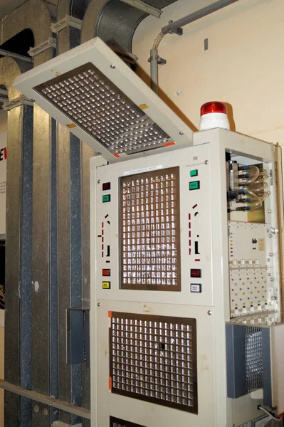 eski radyasyon koruma aygıtı 