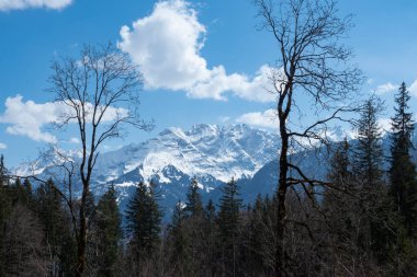 Hasliberg, İsviçre 'den Bernese Oberland dağlarına doğru