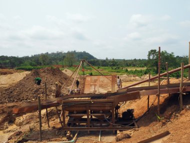 Chanthaburi Tayland - Mar 19 2015 yerel insanlar G içinde çalışma