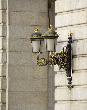 Rönesans sokak lambası