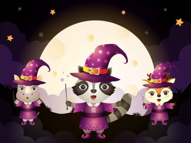 Tatlı bir rakun, gergedan ve geyik. Cadılar Bayramı kostümlü cadı karakteri. Dolunay arka planda.
