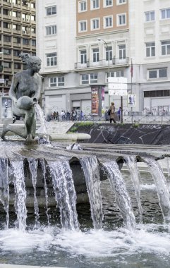 Madrid çeşmeler sabah