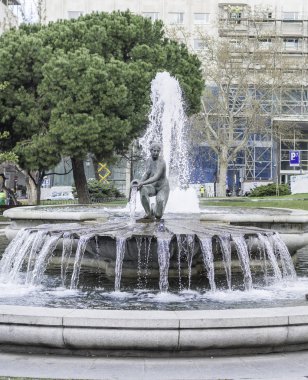 Madrid çeşmeler sabah