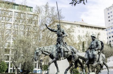 Yel değirmeni savaşçıları kontrol altında