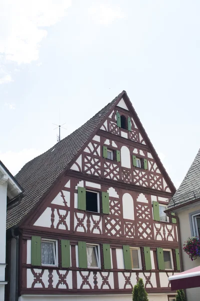 Haus im Tudor-Stil - traumhaftes Anwesen im Herzen Deutschlands — Stockfoto