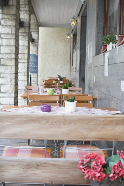 Restauranter på fortauet i Bayern, Tyskland – stockfoto