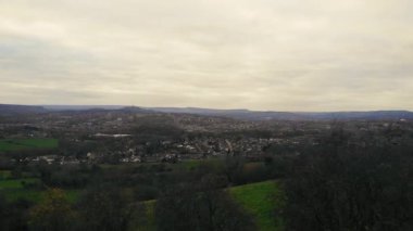 Yorkshire 'daki Huddersfield Kasabası İngiltere' de geniş hava aracı yakınlaştırma görüntüsü seçici odak noktası