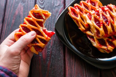 Erik reçeli ile adam yeme tanımlama