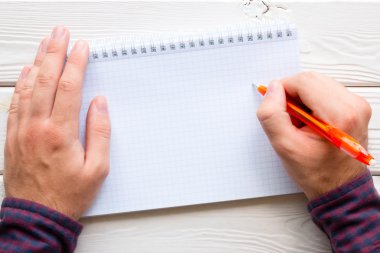 adam bir defter, metin için yer yazma