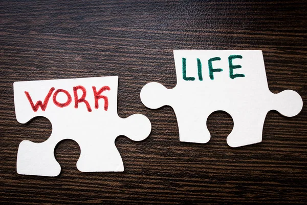 Bulmaca konsepti iş hayatı çakışmaz.