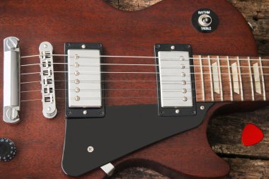 Elektrik yatay kırmızı arabulucu