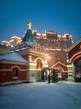 Pokrovskiy Stavropigial Manastırı, Rus Ortodoks Kilisesi. Manastır Moskova 'nın Aziz Matrona kalıntılarıyla ünlüdür.
