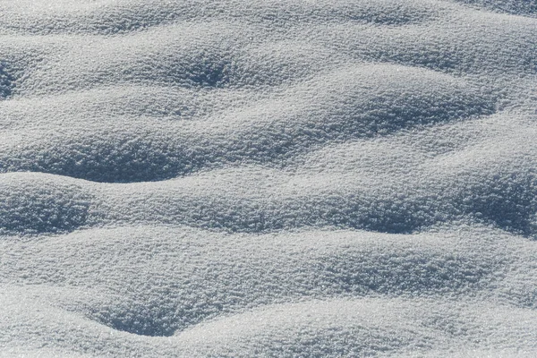 Glatte Schneeverwehungen Sonnigen Wintertagen Tiefe Und Hohe Schneeverwehungen Licht Der — Stockfoto