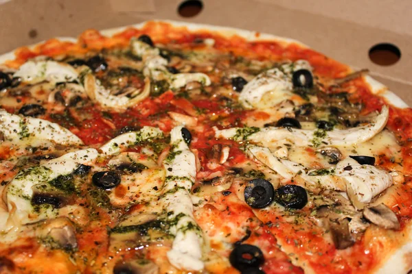 Pizza de plato profundo — Foto de Stock