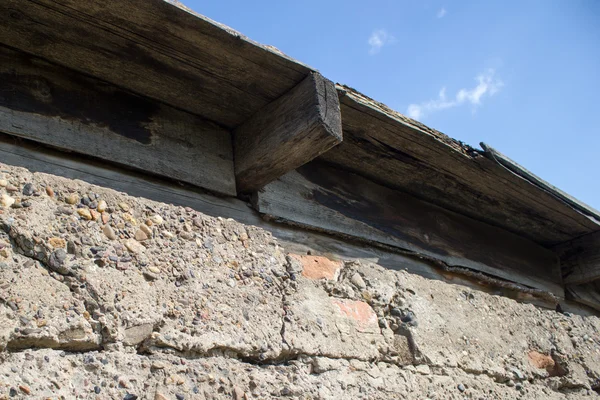 Fragmento de close-up de parede resistida grunge de um edifício — Fotografia de Stock