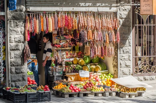 Fruit winkel met churchkhela, Tbilisi, Georgië, 2013 — Stockfoto