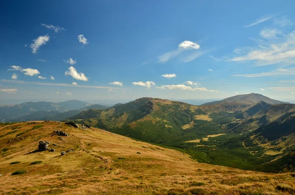 Peyzaj sonbahar Dağları