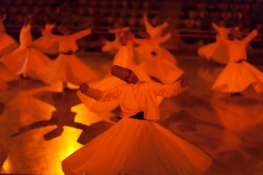 Dervişler, Konya dans