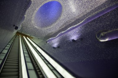 Metro Montecalvario, Napoli