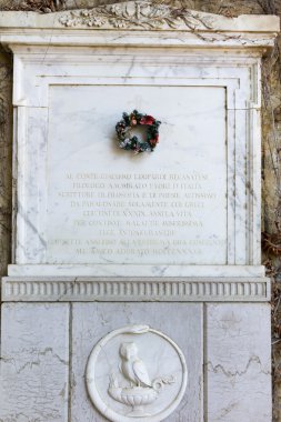 Giacomo Leopardi Türbesi