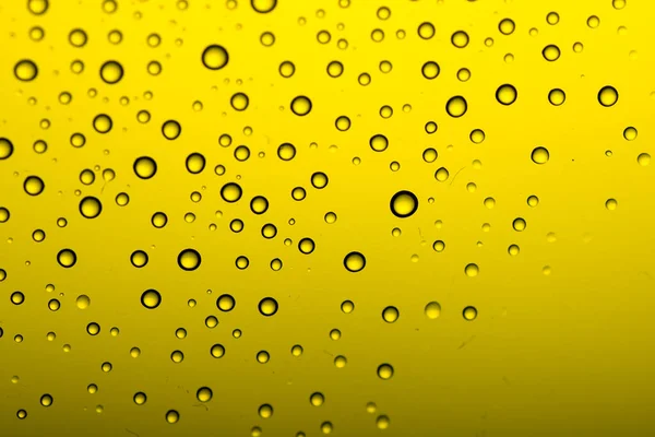 Σταγόνες Νερού Φόντο Χρώματος Κίτρινος Τόνος — Φωτογραφία Αρχείου