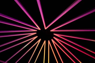 Renkli neon ışıkları olan soyut arkaplan