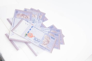 Malezya halka banknotlarının Malezya para birimi