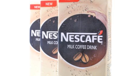 KUALA LUMPur, Malezya - 7 Şubat 2015. Nescafe Süt İçeceği paketleri. Nescafe, Nestle tarafından üretilen bir hazır kahve markasıdır. Adı 