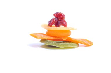 Lezzetli kurutulmuş meyveler. 