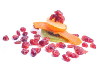 Lezzetli kurutulmuş meyveler. 