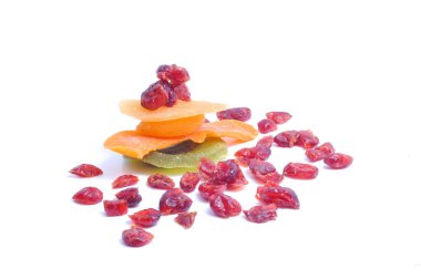 Lezzetli kurutulmuş meyveler. 