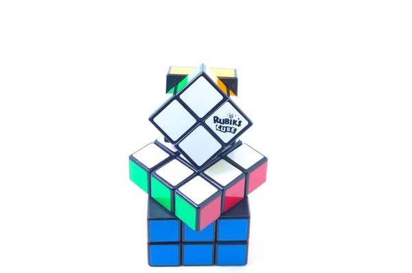 Selangor Malaysia Luty 2015 Kostka Rubika Białym Tle Kostka Rubika — Zdjęcie stockowe