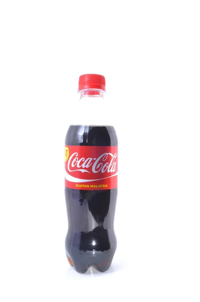 Kuala Lumpur Malaysia Desember 2015 Foto Coca Cola Plastflaske Isolert – stockfoto