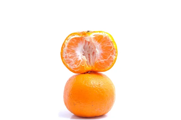 Naranja Fresca Aislada Sobre Fondo Blanco —  Fotos de Stock