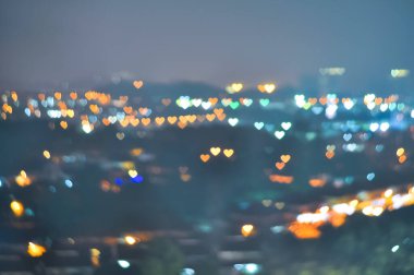  Bokeh ışığı ve bulanık modern şehir silüeti arkaplanı.