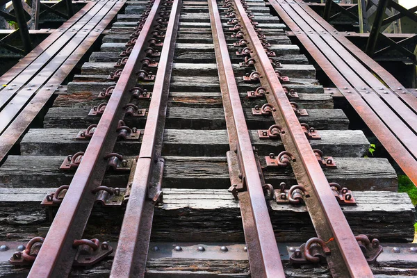 Vecchia Ferrovia Sul Ponte — Foto Stock