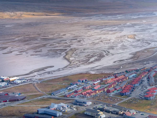 Vista Sobre Longyearbyen Cima Assentamento Mais Setentrional Mundo Svalbard Noruega — Fotografia de Stock