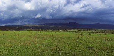 Dağ Vadisi Kırım '. Bajdarsky Vadisi. Hiking