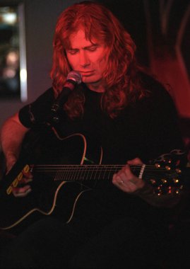 DENVER	JANUARY 05:		Guitarist/Vocalist Dave Mustaine of the Heavy Metal band Megadeth performs JANUARY 5, 2001 at the House of Rock  in Denver, CO.