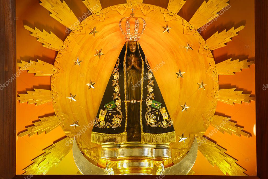 escultura de la imagen de Nuestra