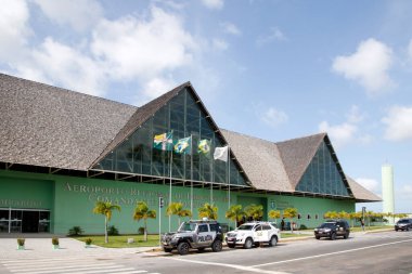 Cruz, Ceara / Brezilya - 23 Ocak 2020: Jericoacoara bölgesel havaalanının dış görünümü - Komutan Ariston Pessoa (JJJD)