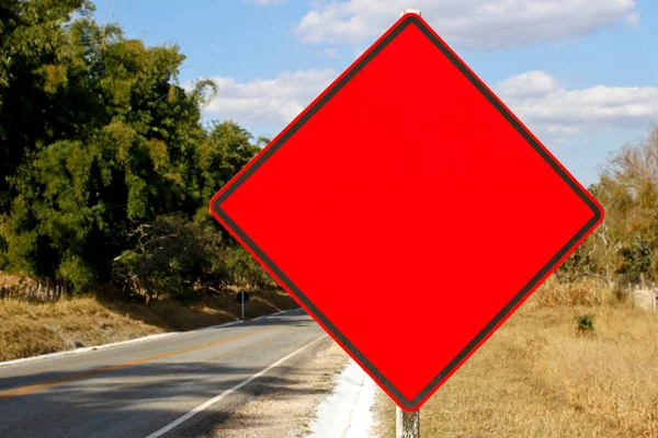 Rosso Segno Traffico Vuoto Mockup Senza Indicazione Allarme — Foto Stock