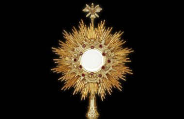 Katolik kilisesi ayininde ibadete özel.