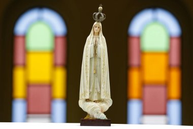 Statue of the image of Our Lady of Fatima, mother of God in the Catholic religion, Our Lady of the Rosary of Fatima, Virgin Mary clipart