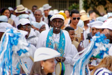 Oliveira, Minas Gerais, Brezilya - 8 Ağustos 2018: congado - Tespih Festivali 'nin kaptanı