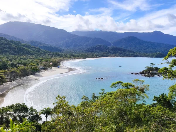 2021年7月31日 巴西圣保罗Ilhabela 从圣保罗州内陆Ilhabela的心脏地带看Praia Castelhanos — 图库照片